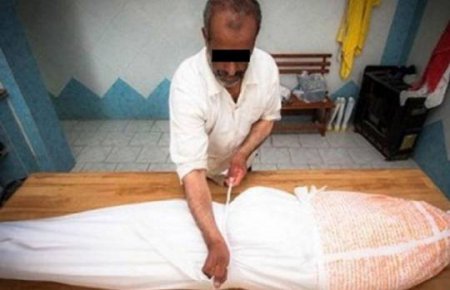 "Elə mömin insanların meyitləri olub ki, onları yuyub qurtaranacan baxmışam, üzləri gülür"