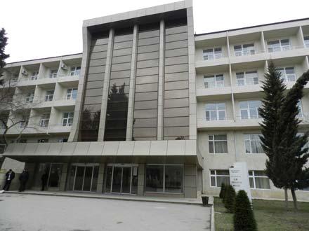 Xəstəxanada koronavirusdan qazanılan milyonlar - TƏBİB hədəfdə