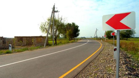 Ağdamda üç cəbhəyanı kəndin yolu yenidən qurulub