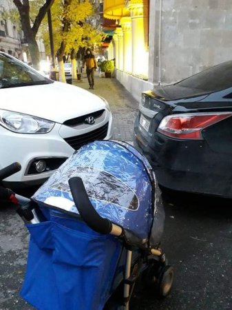 Bakıda piyadaların yolunu kəsənlər - FOTO