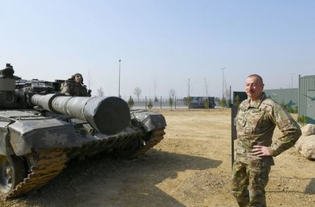 İlham Əliyev Bakıda Hərbi Qənimətlər Parkının açılışında iştirak etdi - YENİLƏNİB + FOTO