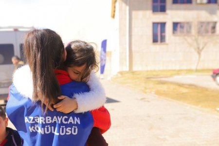 Kahramanmaraşdakı vali Azərbaycan könüllülərinin fəaliyyəti ilə tanış oldu