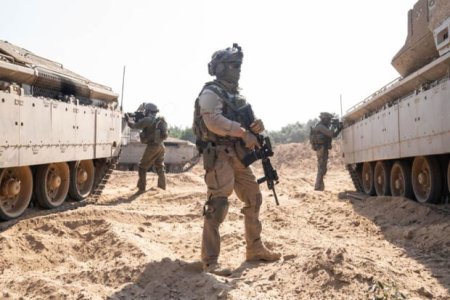 İsrail ordusu Qəzza zolağına hava və artilleriya zərbələri endirib
