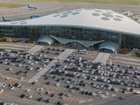 Aeroportdan şəhərə gəldi, taksiyə 42 manat ödədi - FOTO