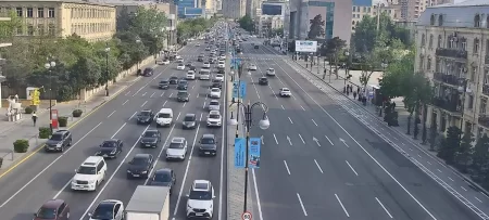Paytaxtın bəzi küçələrində sıxlıq var - FOTO - 13.05.2026