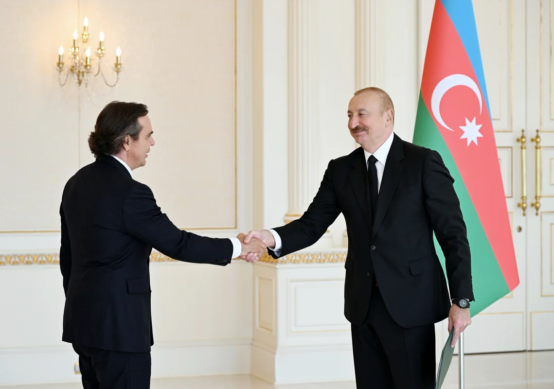 İlham Əliyev Braziliyanın ölkəmizə yeni təyin olunmuş səfirinin etimadnaməsini qəbul edib