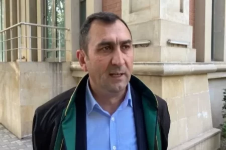 Zabil Qəhrəmanov hakim qarşısına çıxarılıb