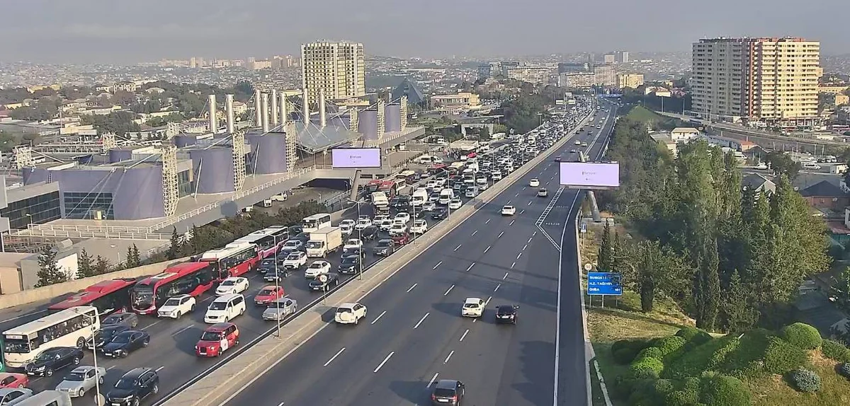 Bakının bu küçələrində tıxac var - Siyahı