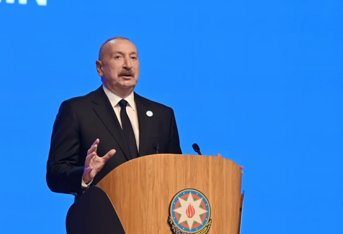 Prezident: "Xarici siyasətimizi elə qurmalıyıq ki, heç kim bizim işimizə müdaxilə etməsin"
