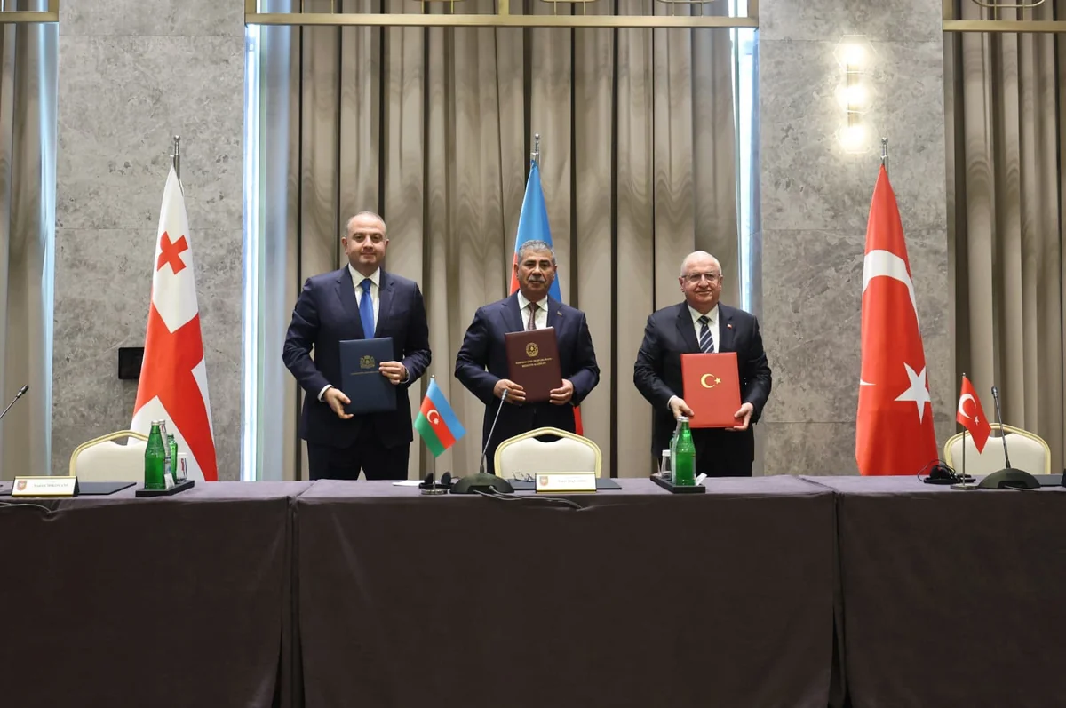 Şuşada Azərbaycan, Türkiyə və Gürcüstan müdafiə nazirləri mühüm sənədi imzaladılar